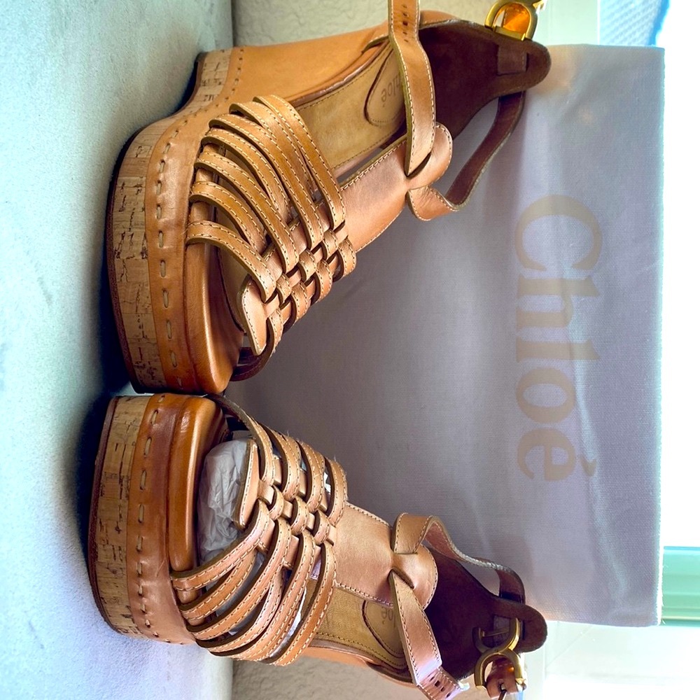 BRAND NEW CHLOE WEDGES